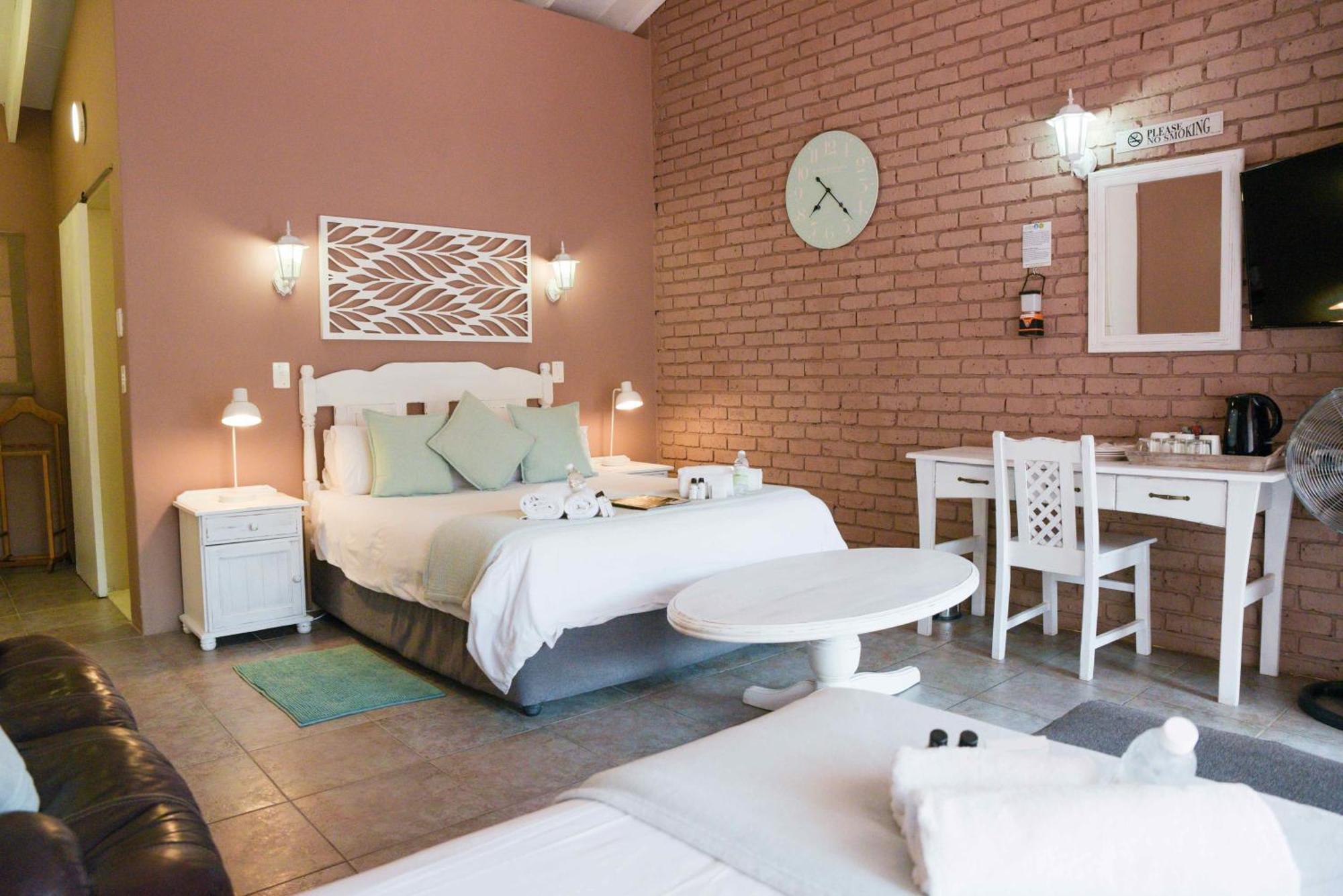 Greenfields Guesthouse & Restaurant อัลเบอร์ตัน ภายนอก รูปภาพ