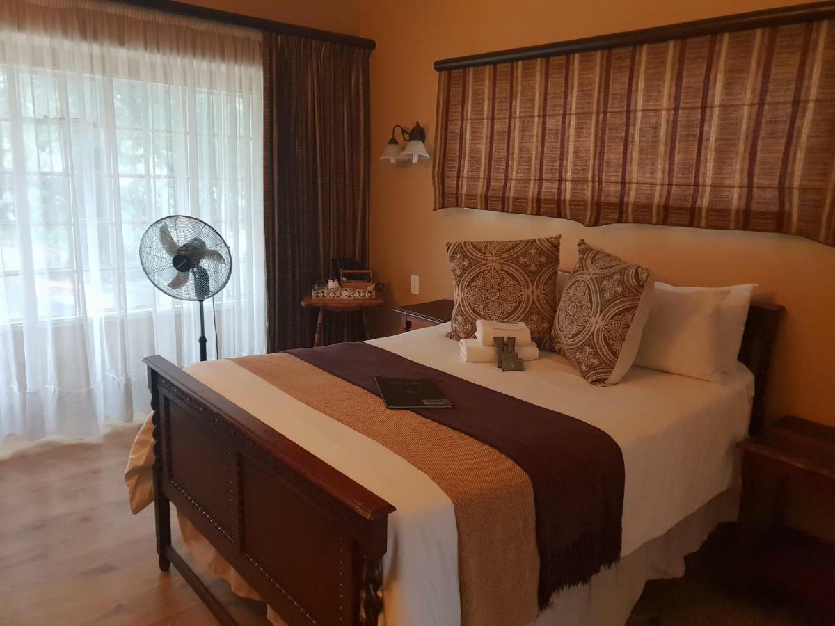 Greenfields Guesthouse & Restaurant อัลเบอร์ตัน ภายนอก รูปภาพ