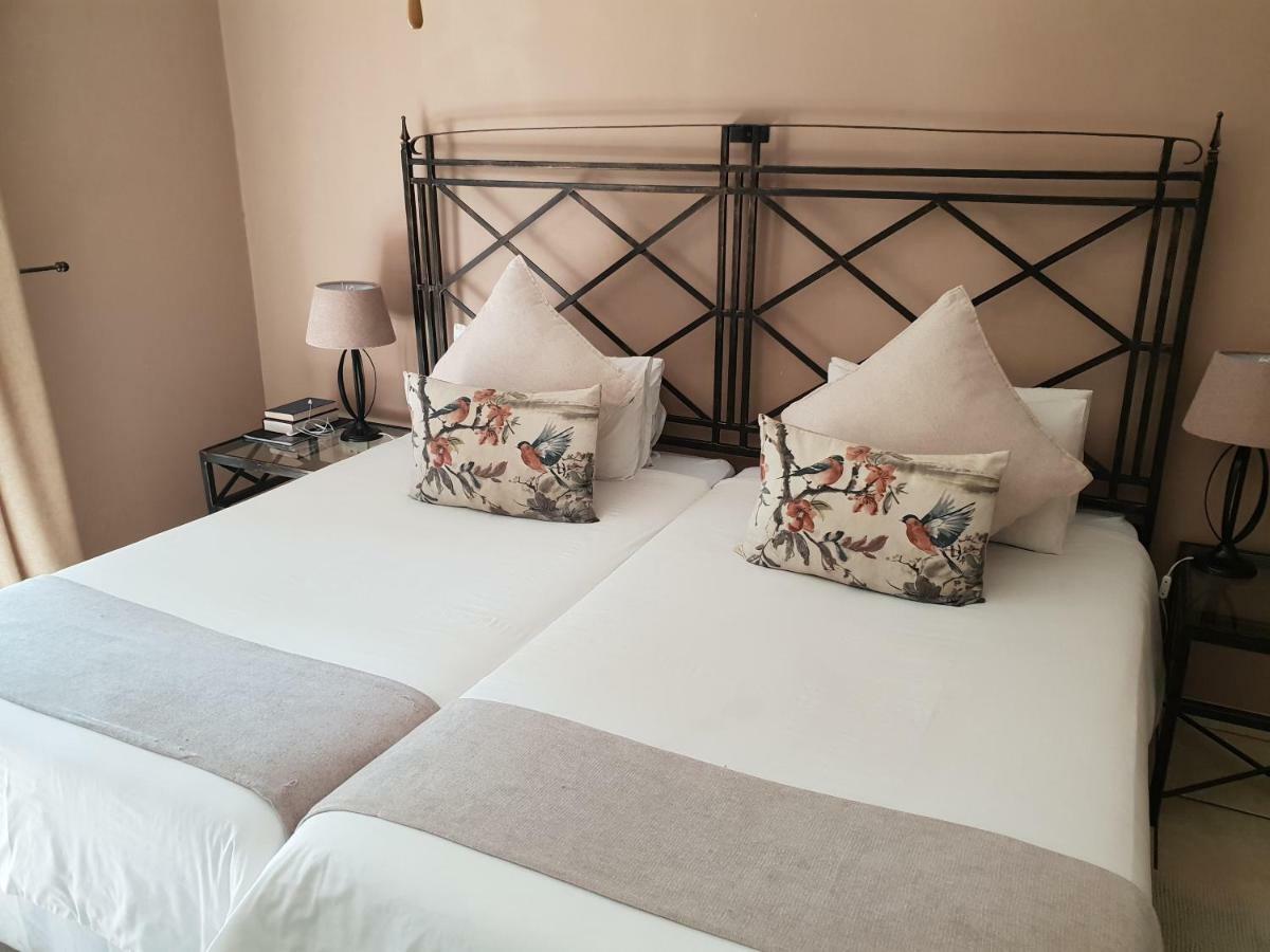 Greenfields Guesthouse & Restaurant อัลเบอร์ตัน ภายนอก รูปภาพ